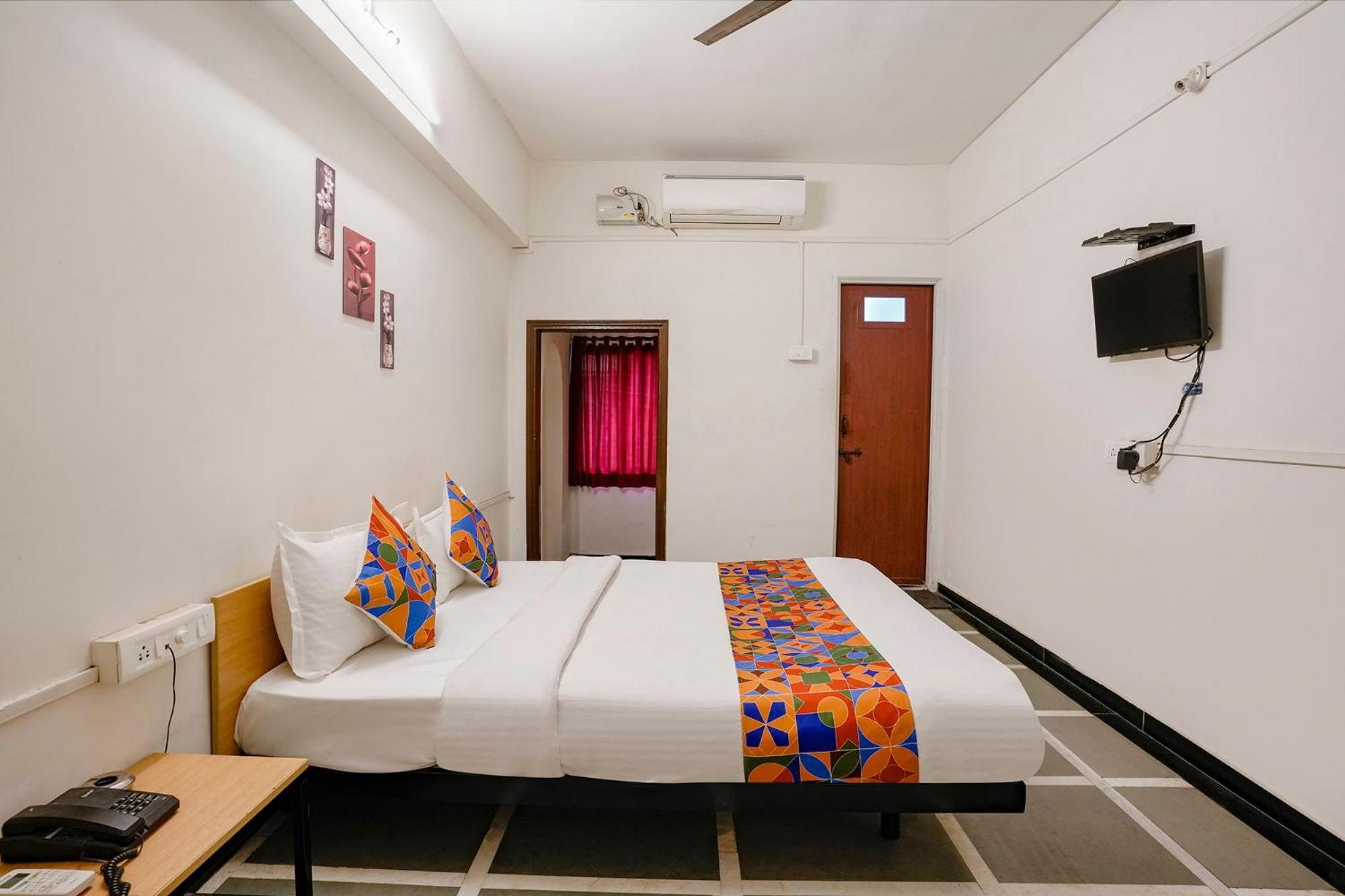Fabhotel Saubhagya Inn Nashik Zewnętrze zdjęcie