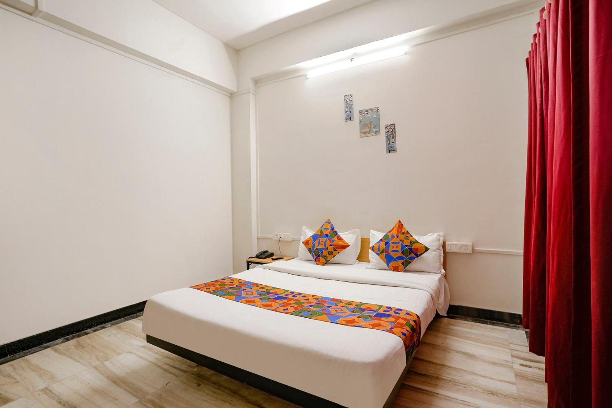 Fabhotel Saubhagya Inn Nashik Zewnętrze zdjęcie
