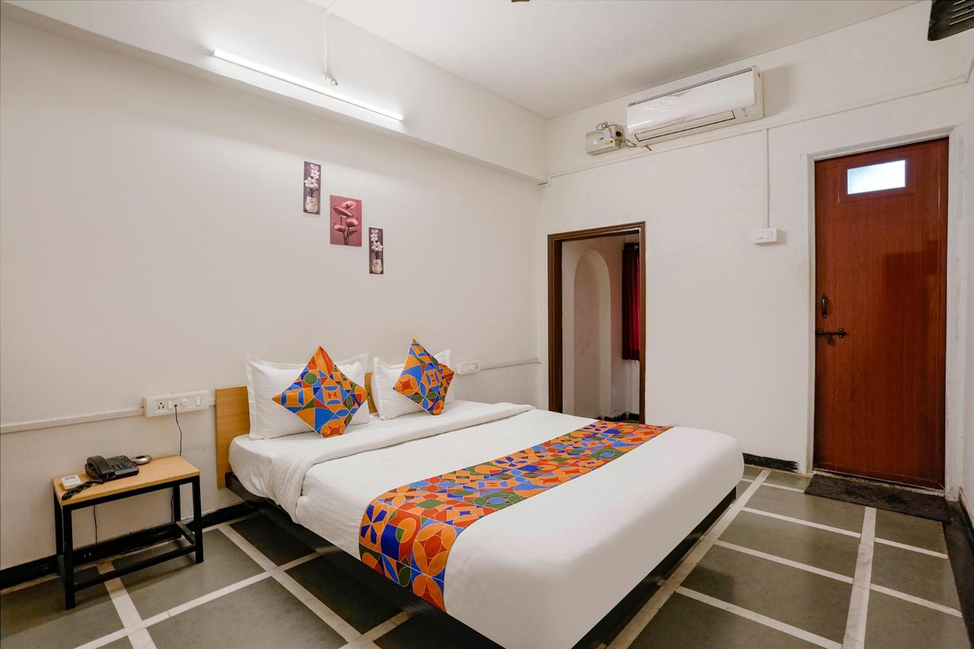 Fabhotel Saubhagya Inn Nashik Zewnętrze zdjęcie